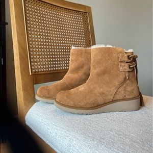 Koolaburra Size 7 boots- Never worn!